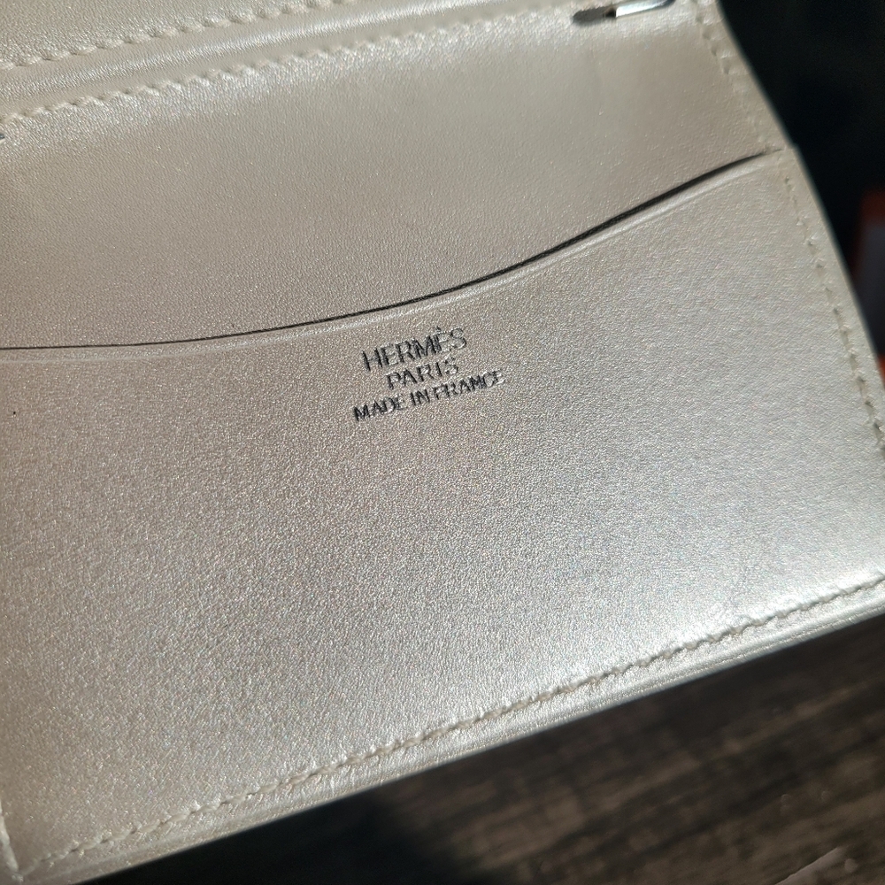 COLLECTORS ITEM- Hermes Bifold Wallet - Picture 7 of 16